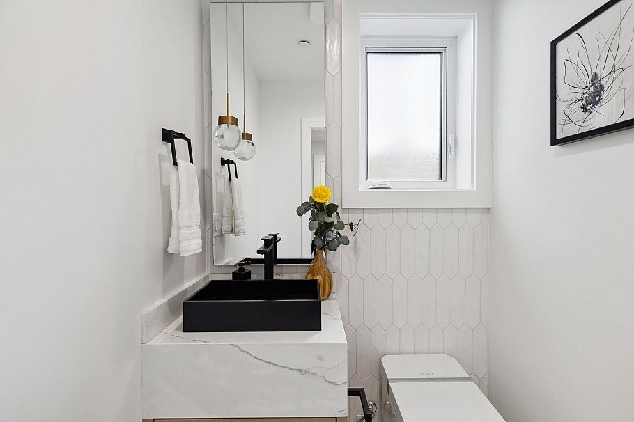 #1 2244 E 11th Avenue Vancouver, BC - 13