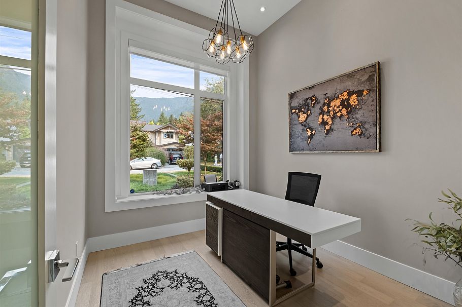 1033 Prospect Avenue North Vancouver, BC - 11