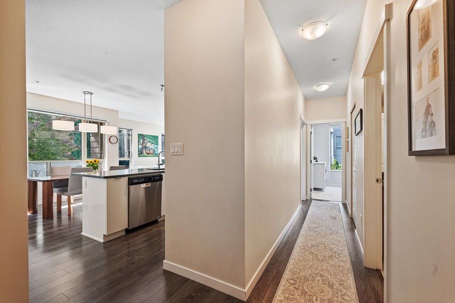 206 2665 Mountain Highway North Vancouver, BC - 13