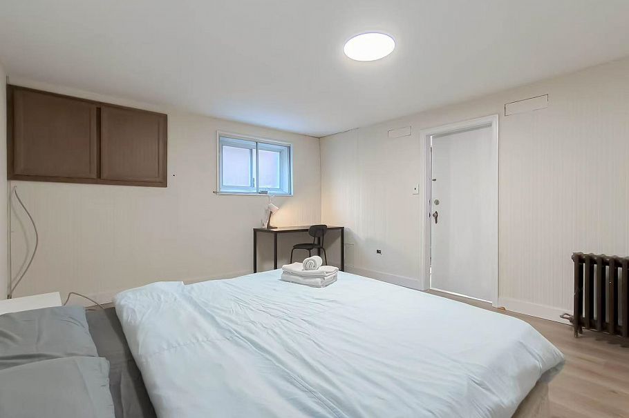 2134 W 53rd Avenue Vancouver, BC - 11