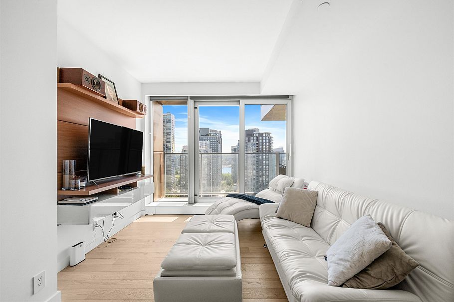 2609 1480 Howe Street Vancouver, BC - 8