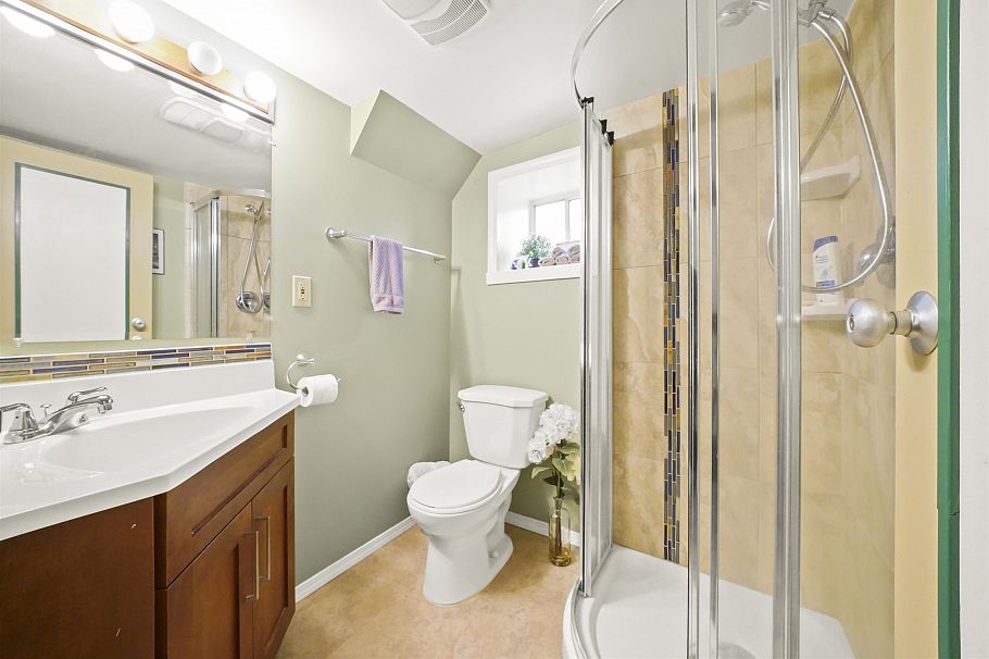 3130 Ivanhoe Street Vancouver, BC - 36