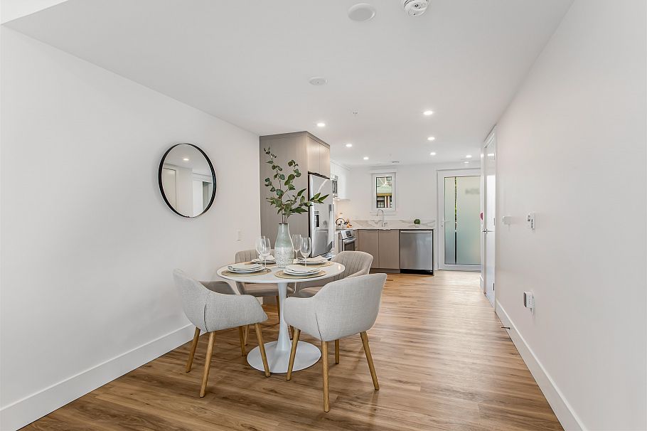 204 2075 E 1st Avenue Vancouver, BC - 17