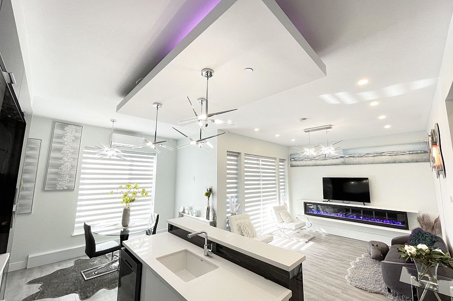 2460 E 19th Avenue Vancouver, BC - 24