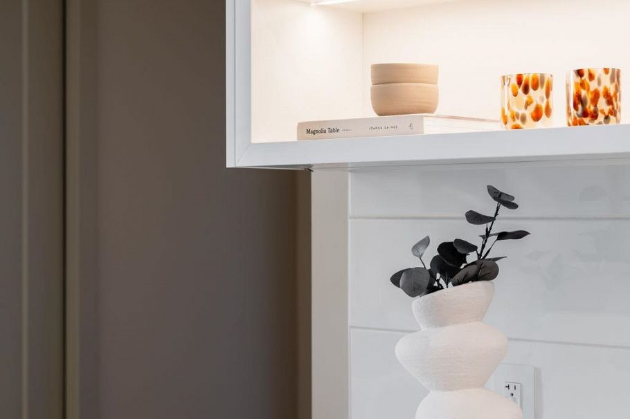 309 8398 Oak Street Vancouver, BC - 8