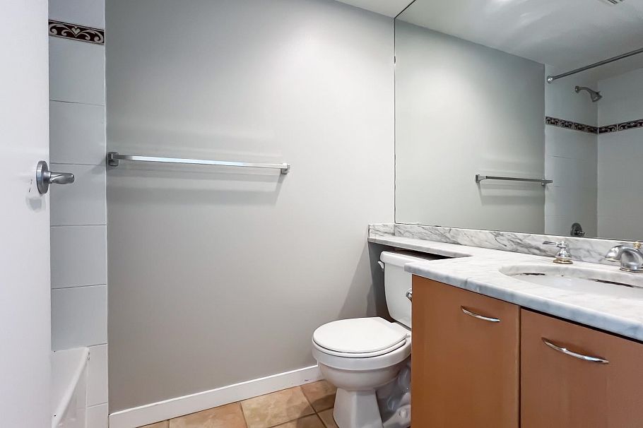 1502 1367 Alberni Street Vancouver, BC - 11