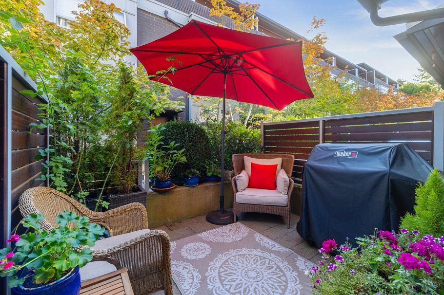 2168 W 8th Avenue Vancouver, BC - 10