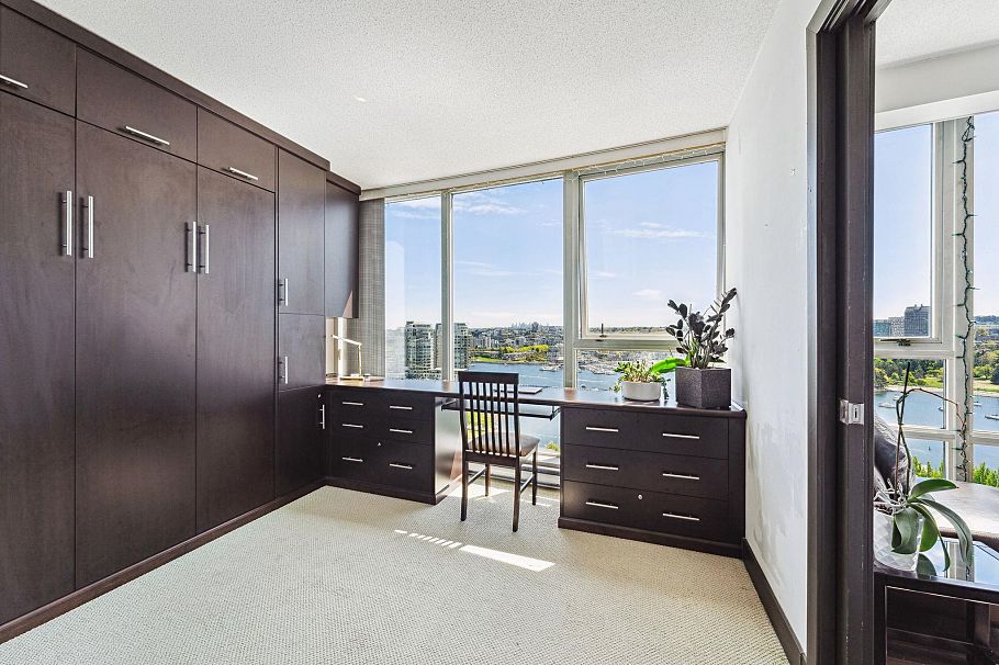 2201 1408 Strathmore Mews Vancouver, BC - 18