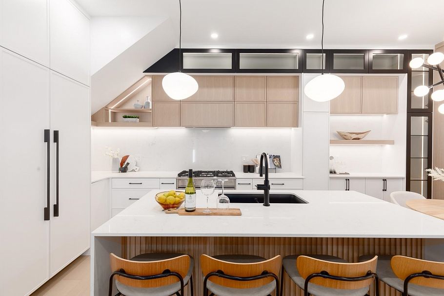 477 W 20th Avenue Vancouver, BC - 6