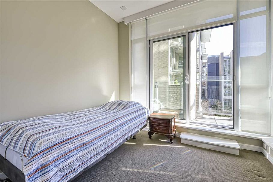 310 1616 Columbia Street Vancouver, BC - 9