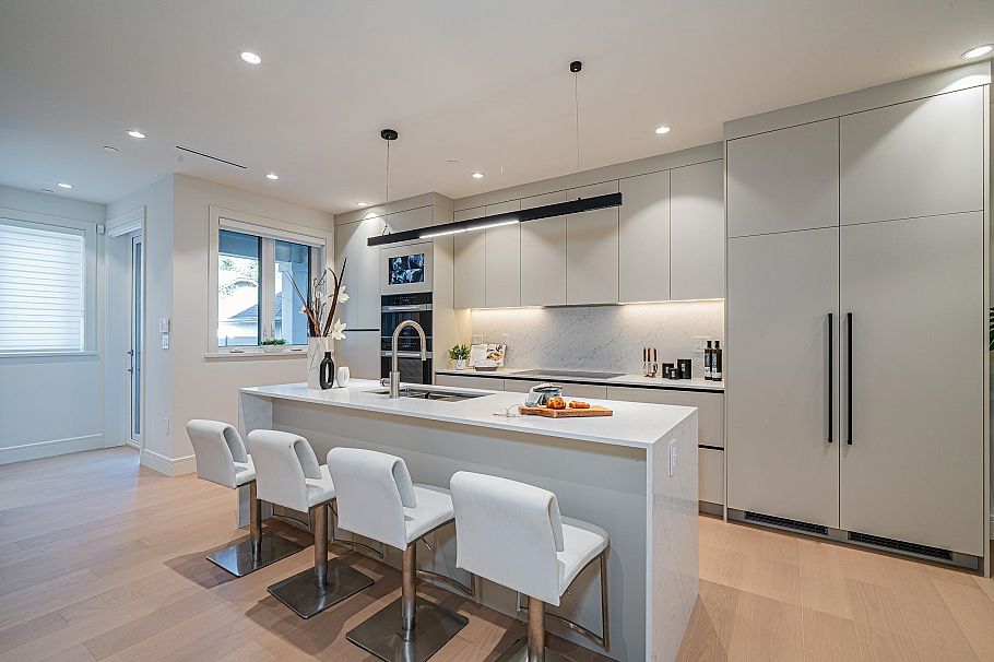 3847 W 26th Avenue Vancouver, BC - 6