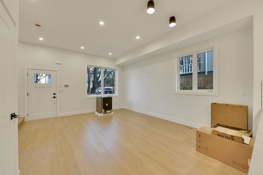 1 1436 E 1st Avenue Vancouver, BC - 22