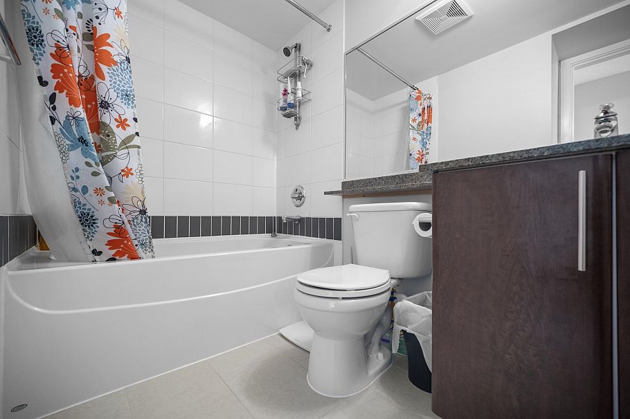 501 618 Abbott Street Vancouver, BC - 20