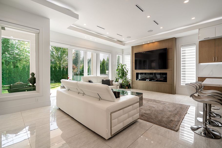 929 Canyon Boulevard North Vancouver, BC - 13