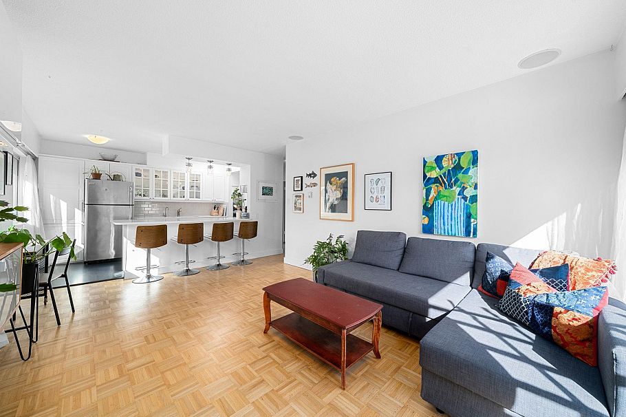 301 3680 Oak Street Vancouver, BC - 8