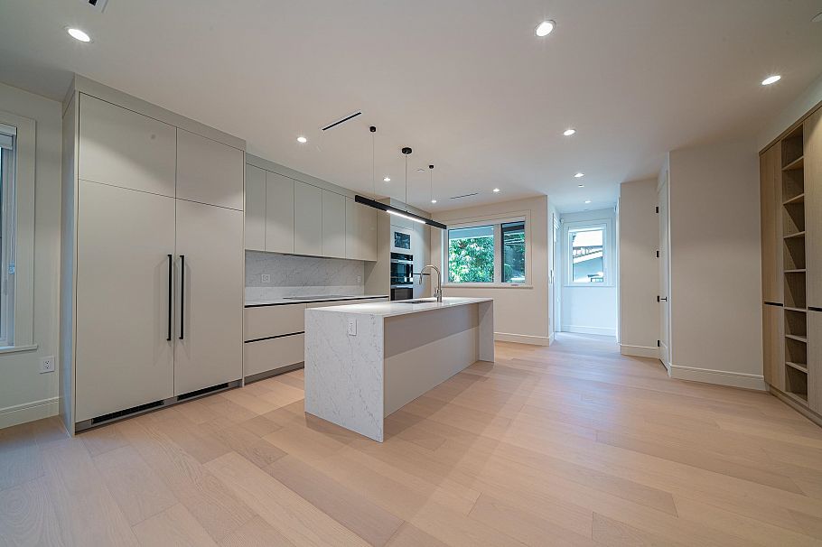 3849 W 26th Avenue Vancouver, BC - 12