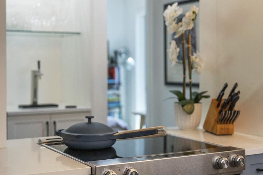 204 2410 Cornwall Avenue Vancouver, BC - 23