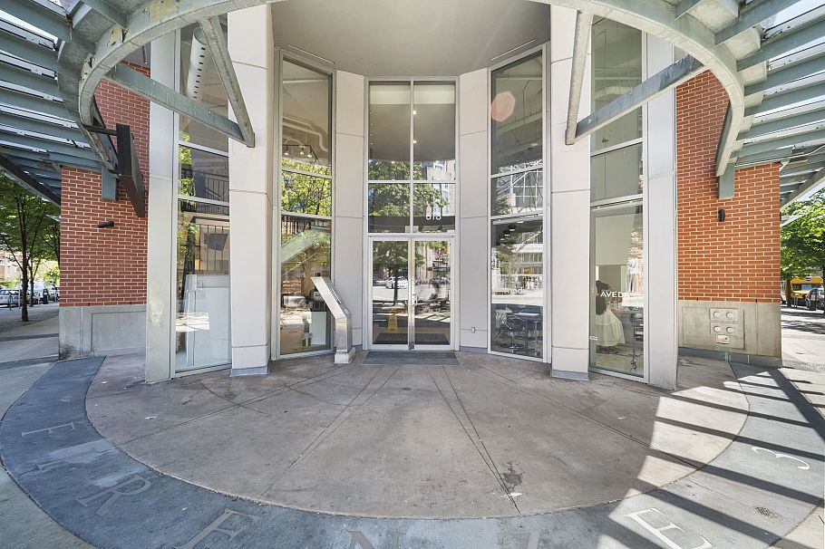 501 618 Abbott Street Vancouver, BC - 37