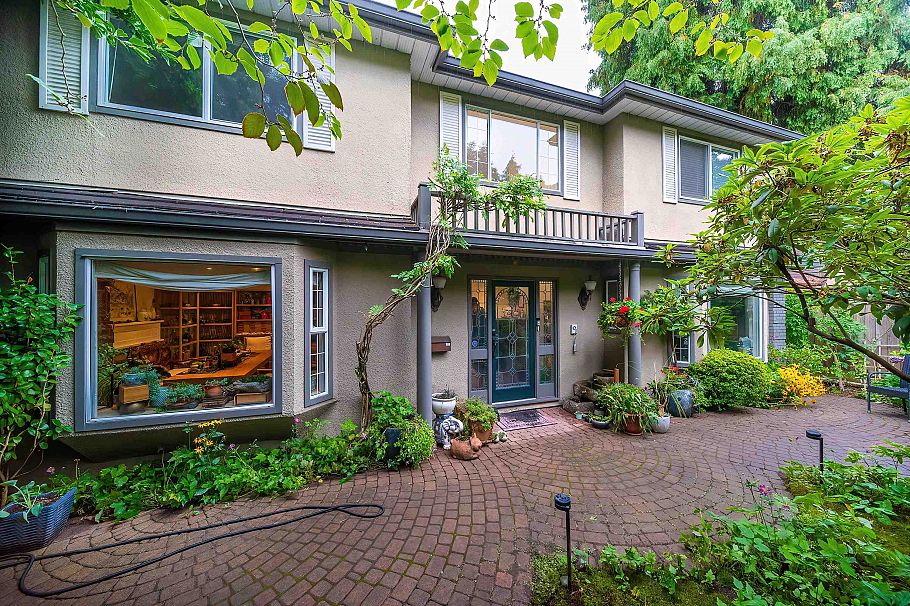 4333 Locarno Crescent Vancouver, BC - 2