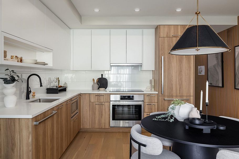 202 8398 Oak Street Vancouver, BC - 4