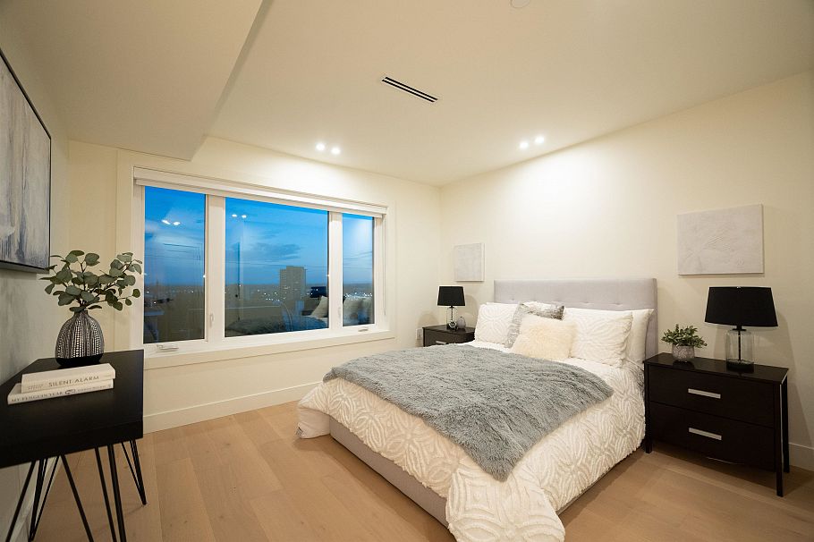 1 773 E 61st Avenue Vancouver, BC - 8