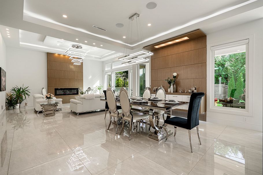 929 Canyon Boulevard North Vancouver, BC - 12