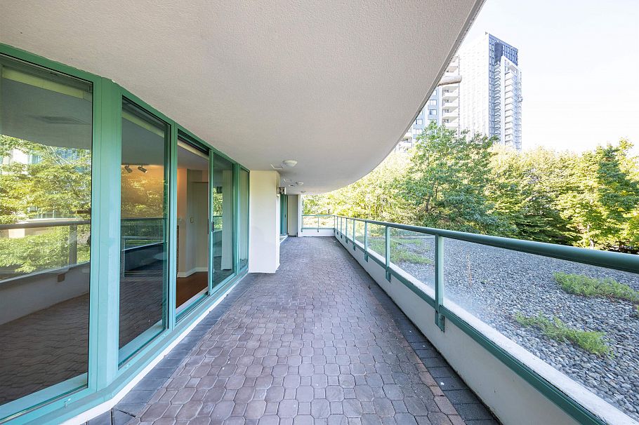 201 5899 Wilson Avenue Burnaby, BC - 29