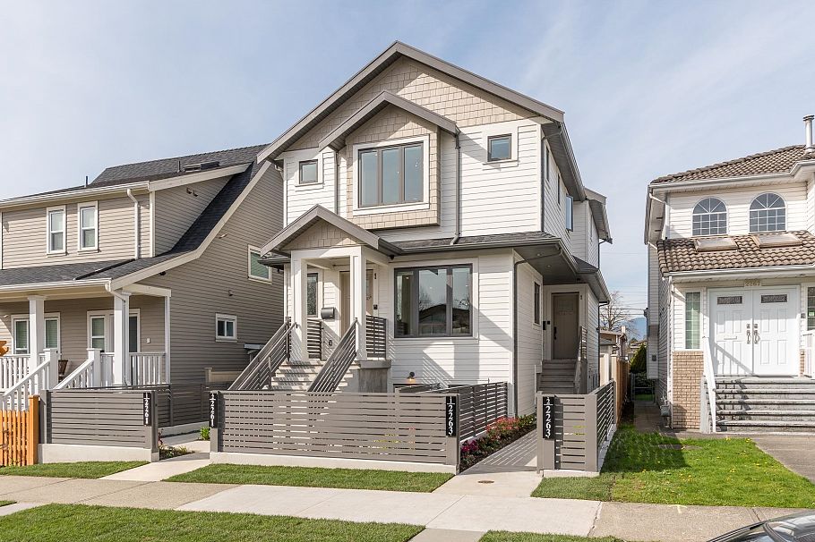 1 2263 E 35th Avenue Vancouver, BC - 2