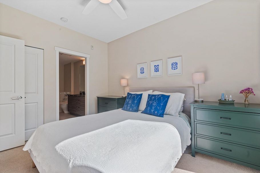 206 2665 Mountain Highway North Vancouver, BC - 16