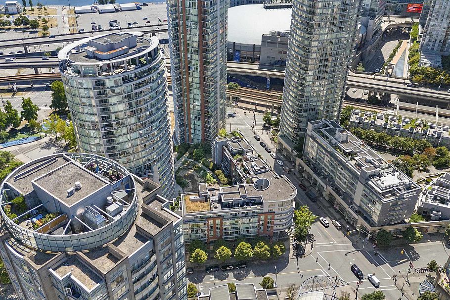 501 618 Abbott Street Vancouver, BC - 16