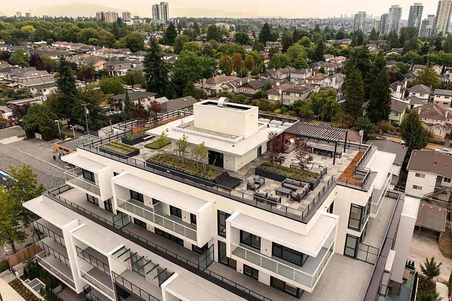 503 8398 Oak Street Vancouver, BC - 10