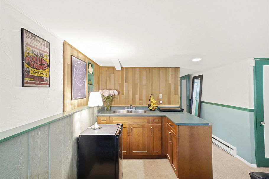 3130 Ivanhoe Street Vancouver, BC - 33