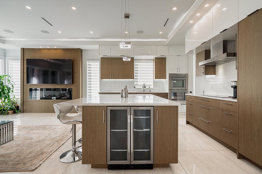 929 Canyon Boulevard North Vancouver, BC - 16