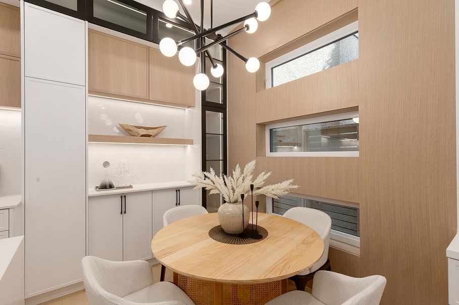 477 W 20th Avenue Vancouver, BC - 4