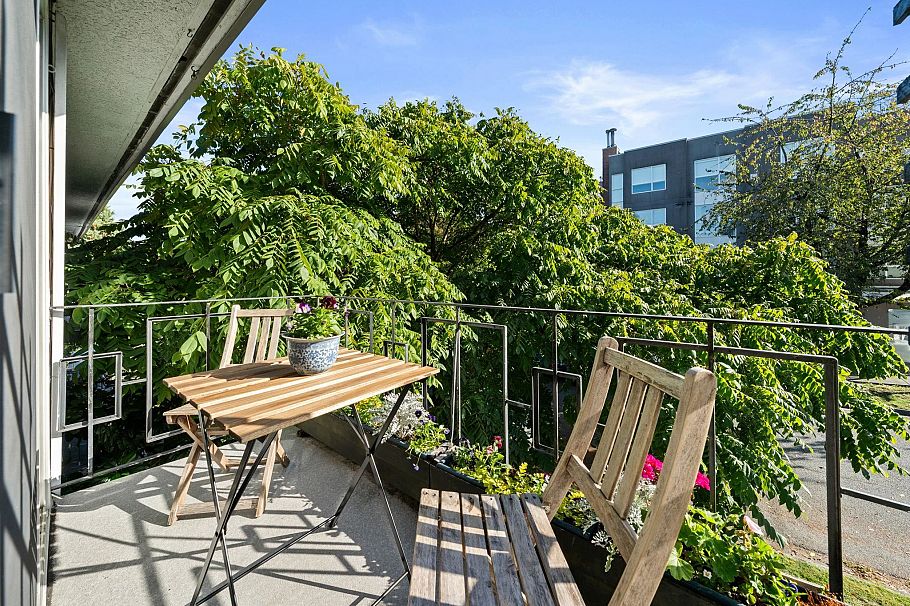 301 3680 Oak Street Vancouver, BC - 6