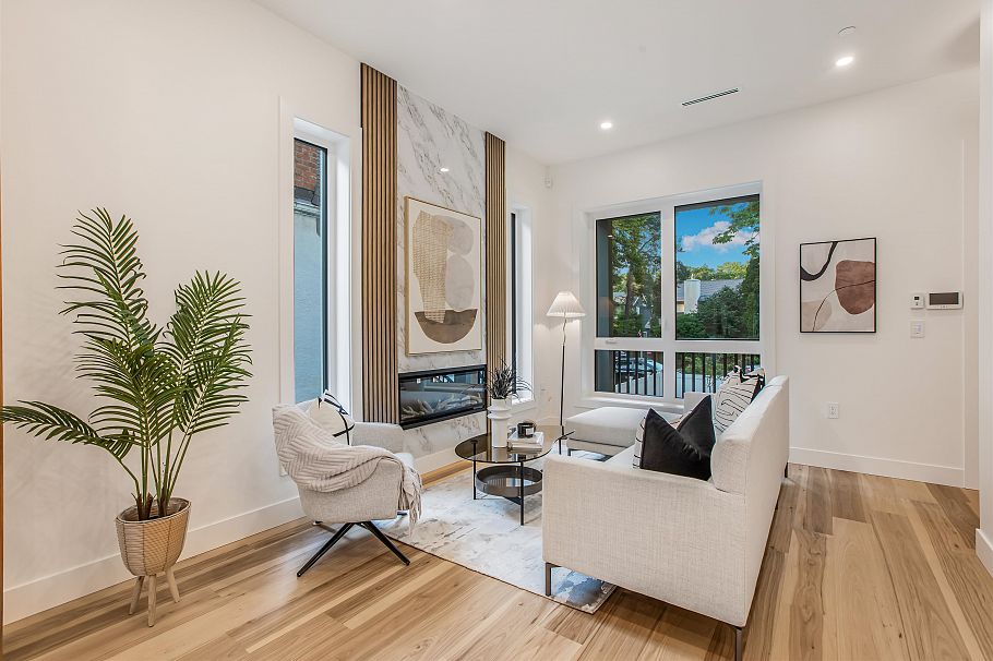 3338 W 14th Avenue Vancouver, BC - 10