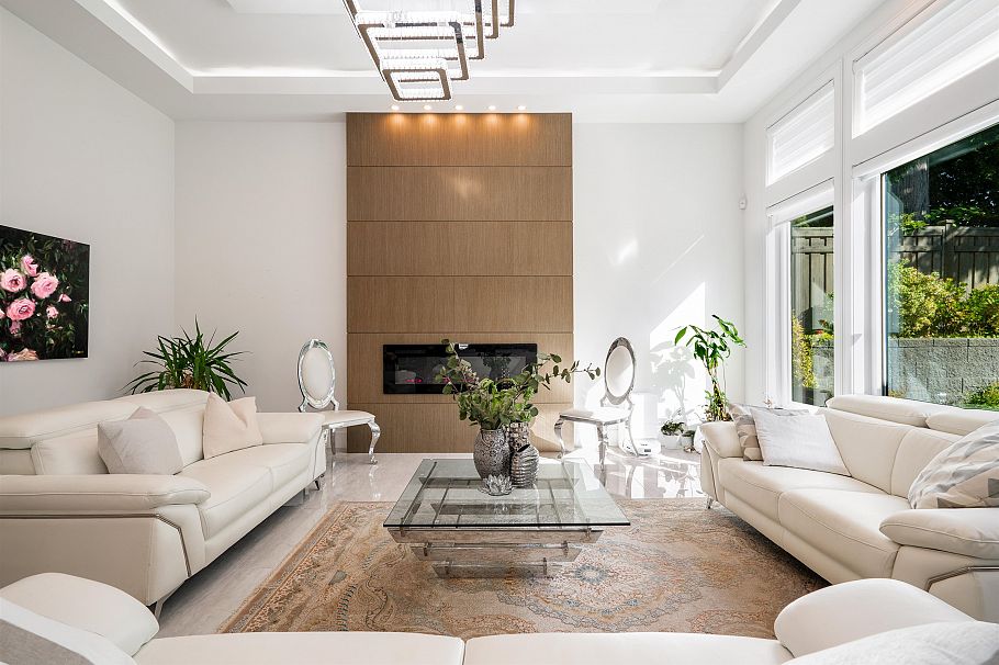 929 Canyon Boulevard North Vancouver, BC - 8