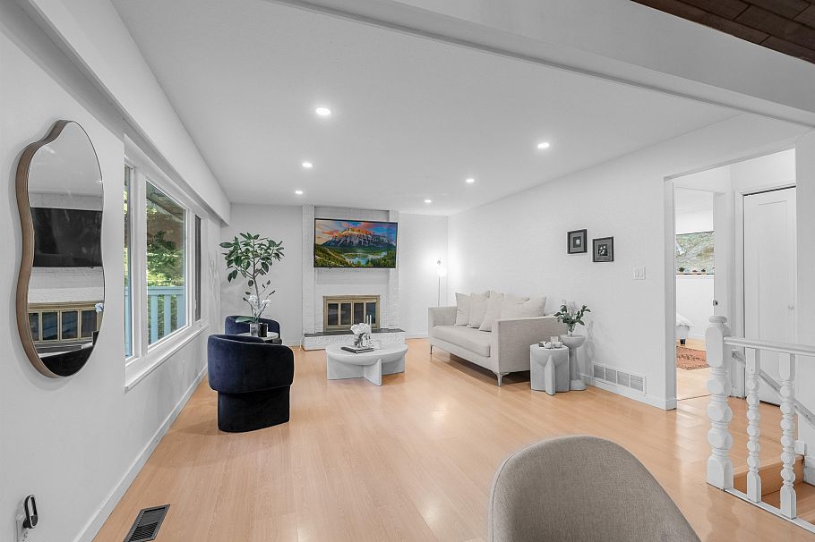 1835 Arborlynn Drive North Vancouver, BC - 8