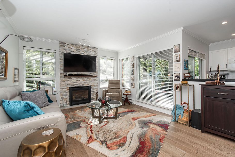 104 128 W 8th Street North Vancouver, BC - 8