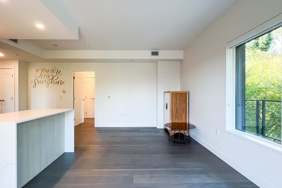 402 488 W 58th Avenue Vancouver, BC - 5