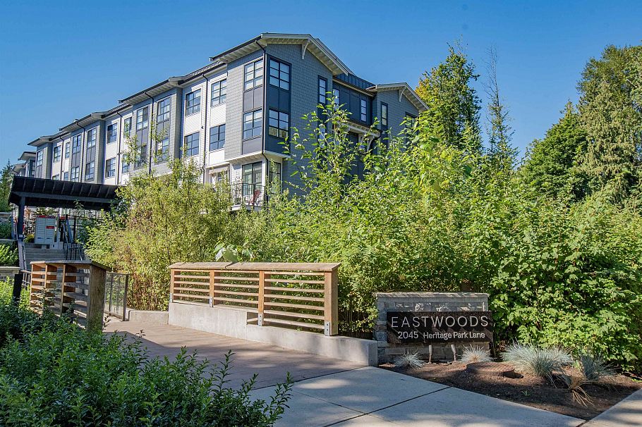 118 2045 Heritage Park Lane North Vancouver, BC - 2