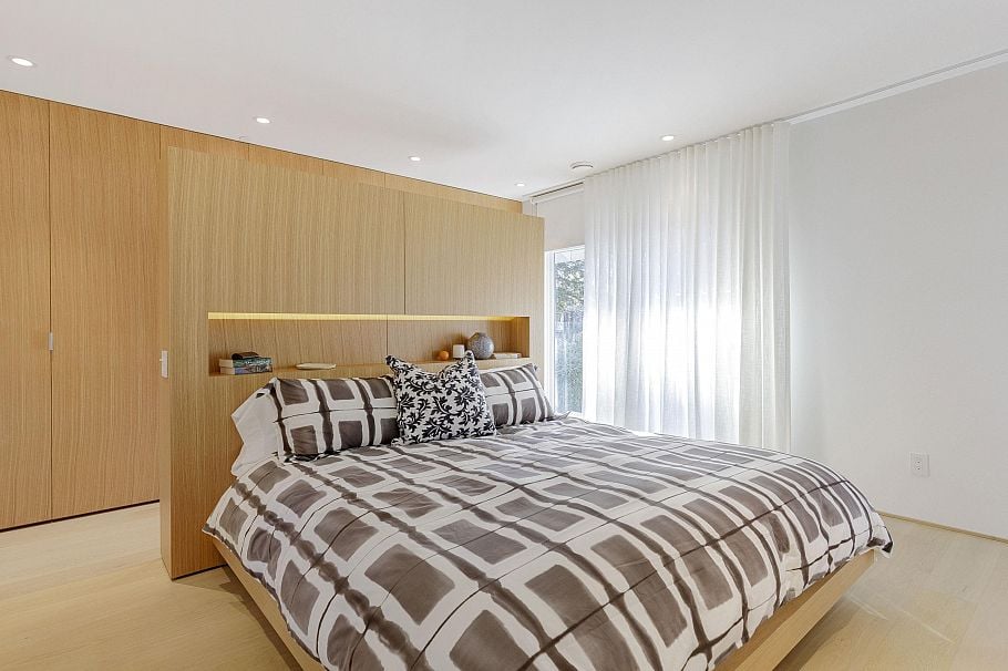 1643 Collingwood Street Vancouver, BC - 12