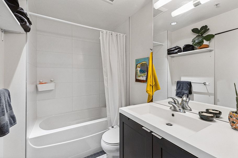 213 2511 Quebec Street Vancouver, BC - 12