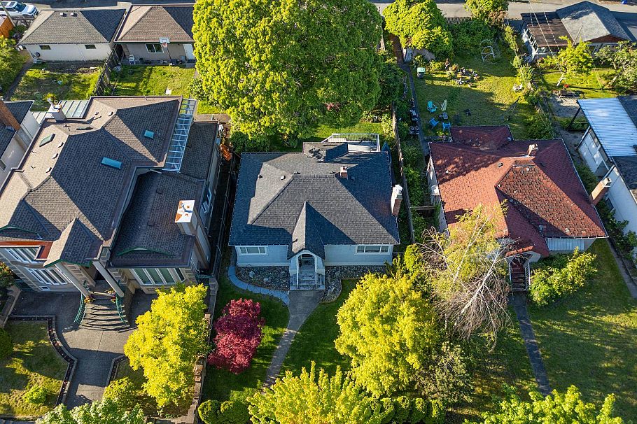 275 W King Edward Avenue Vancouver, BC - 25