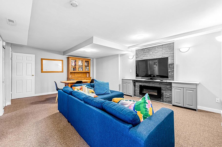 5709 Owl Court North Vancouver, BC - 15