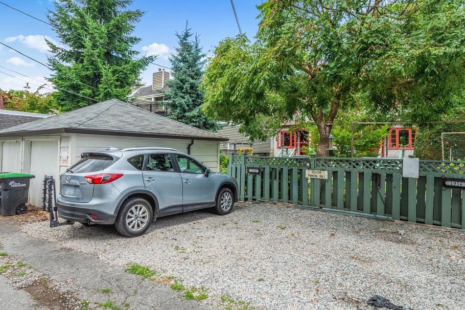 1958 W 12th Avenue Vancouver, BC - 5