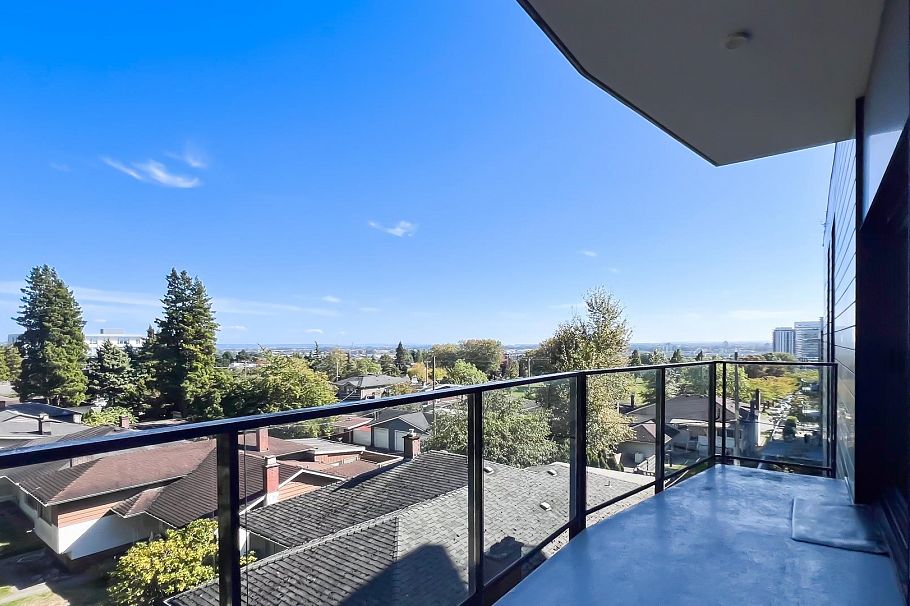 402 488 W 58th Avenue Vancouver, BC - 19