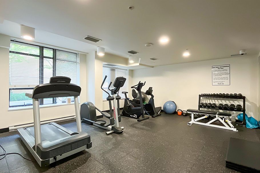 1106 1068 W Broadway Vancouver, BC - 20