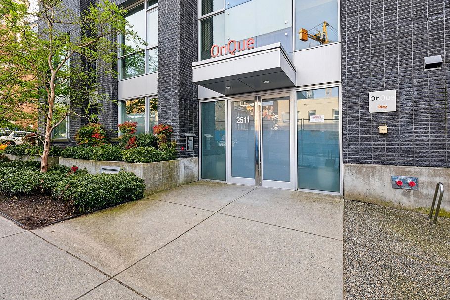 213 2511 Quebec Street Vancouver, BC - 21