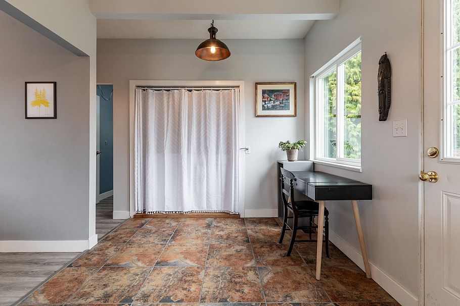 4164 Fairway Place North Vancouver, BC - 10